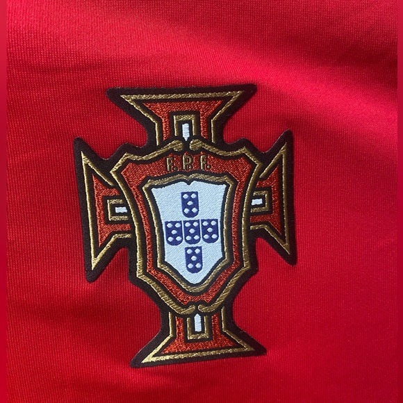 Portugal player issued jersey size XXL - Picture 4 of 10